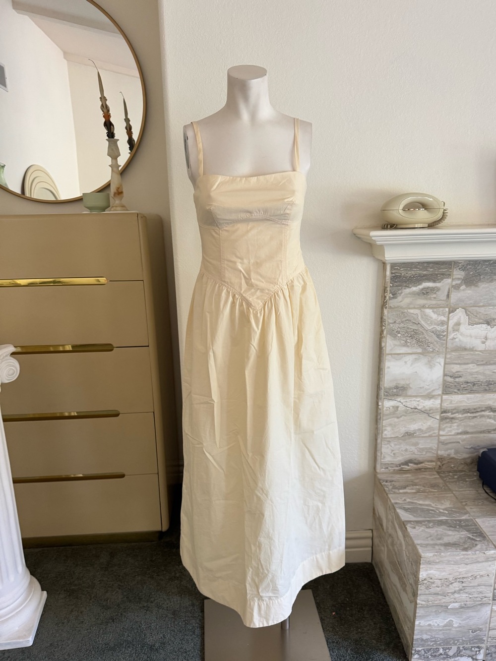 Dress To Light Yellow Beige Shell Waisted Midi Dress - Picture 7 of 13